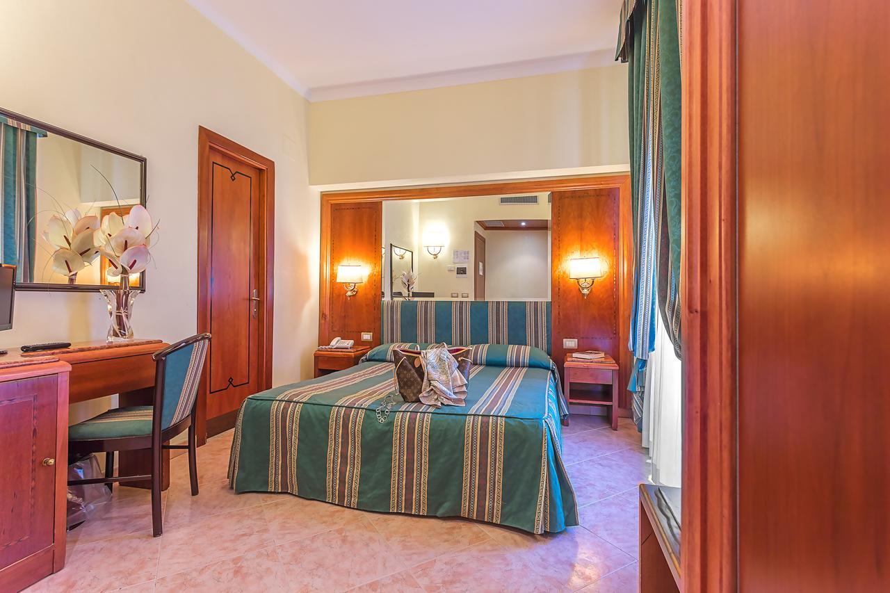 Raeli Siracusa 3* Rom
